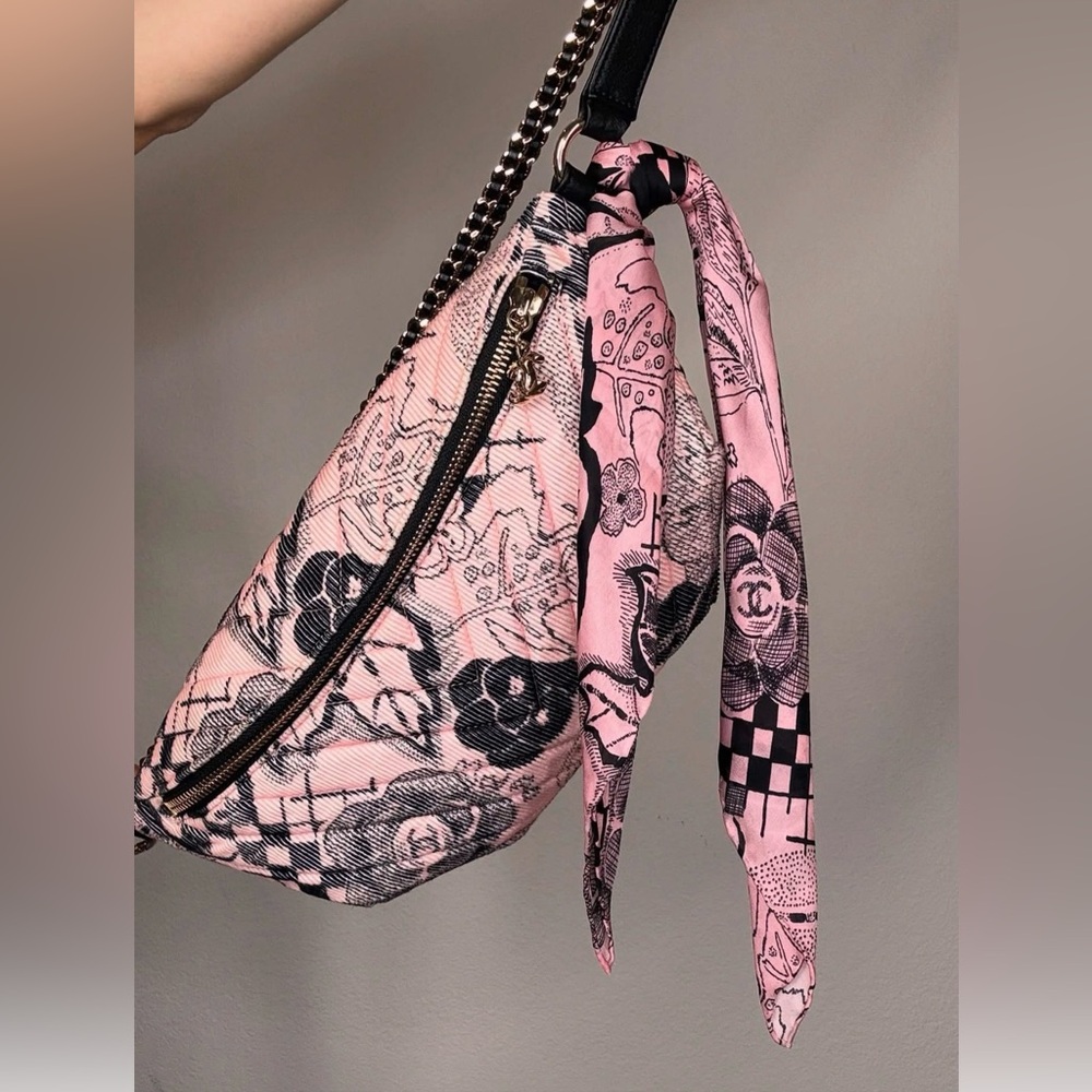 *Rare* CHANEL Pink and Black Bum Bag